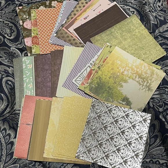 Lot 100 Plus 6x6 8x5 Scrapbook Paper Open Packs‎ Single Sheets Varied - Picture 10 of 11